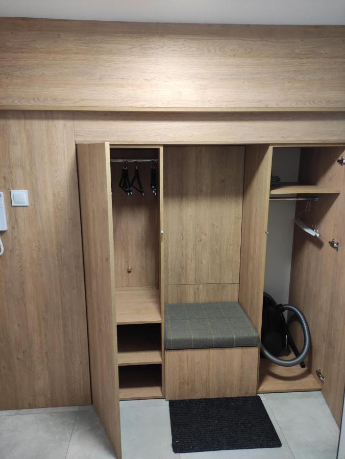 ורוצלב Apartament Airport מראה חיצוני תמונה